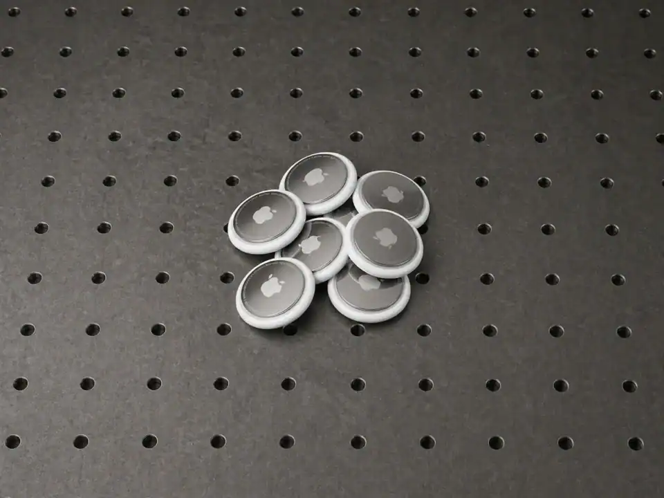 Apple AirTag